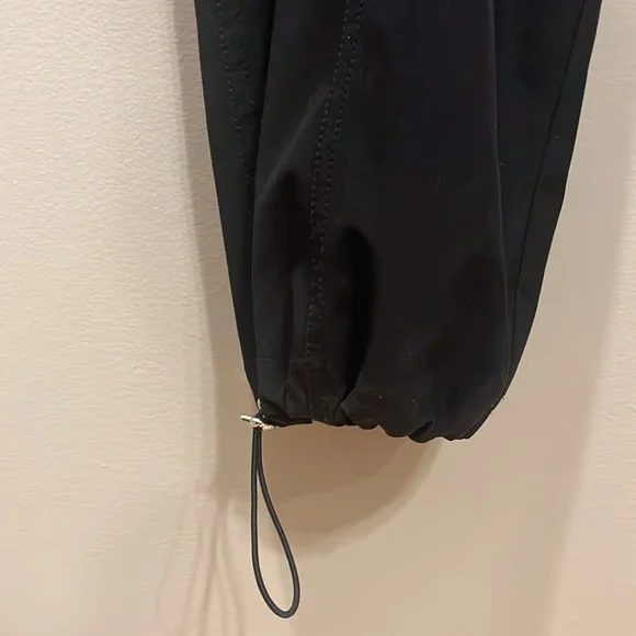 Chico’s Zenergy Black Jogger Pants Size 1 - Picture 5 of 8